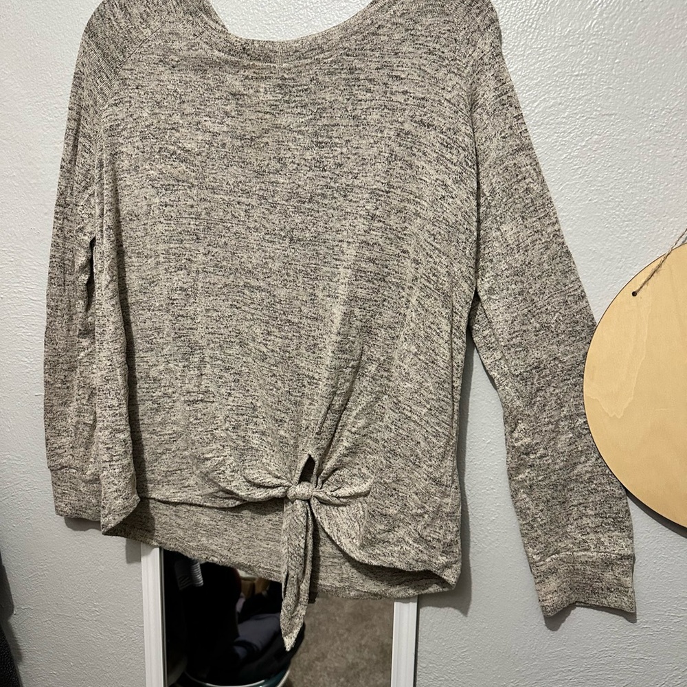 Nine Britton Heathered Grey Sweater